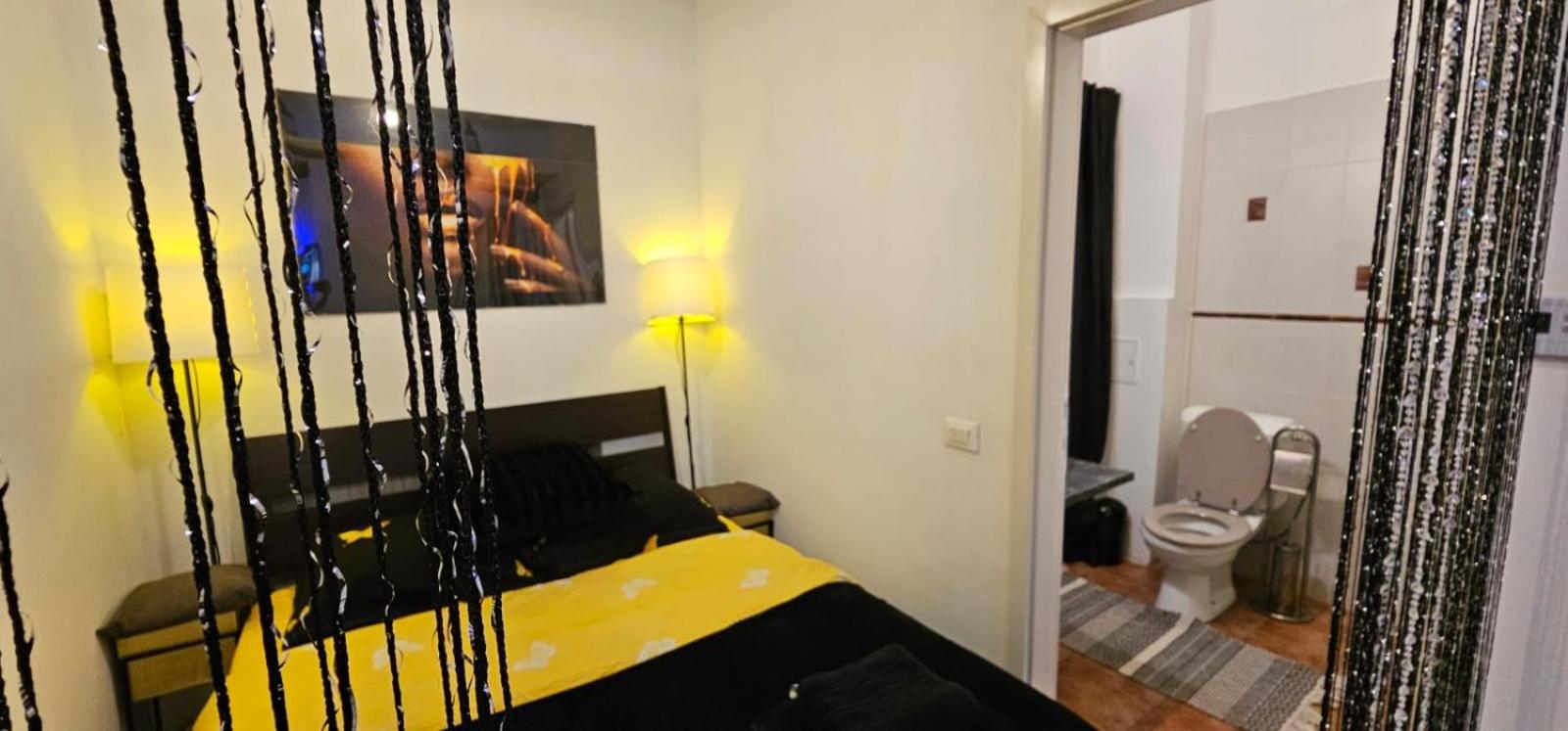 Tantra Studio 1 Conta Universitate Bucureşti Exterior foto