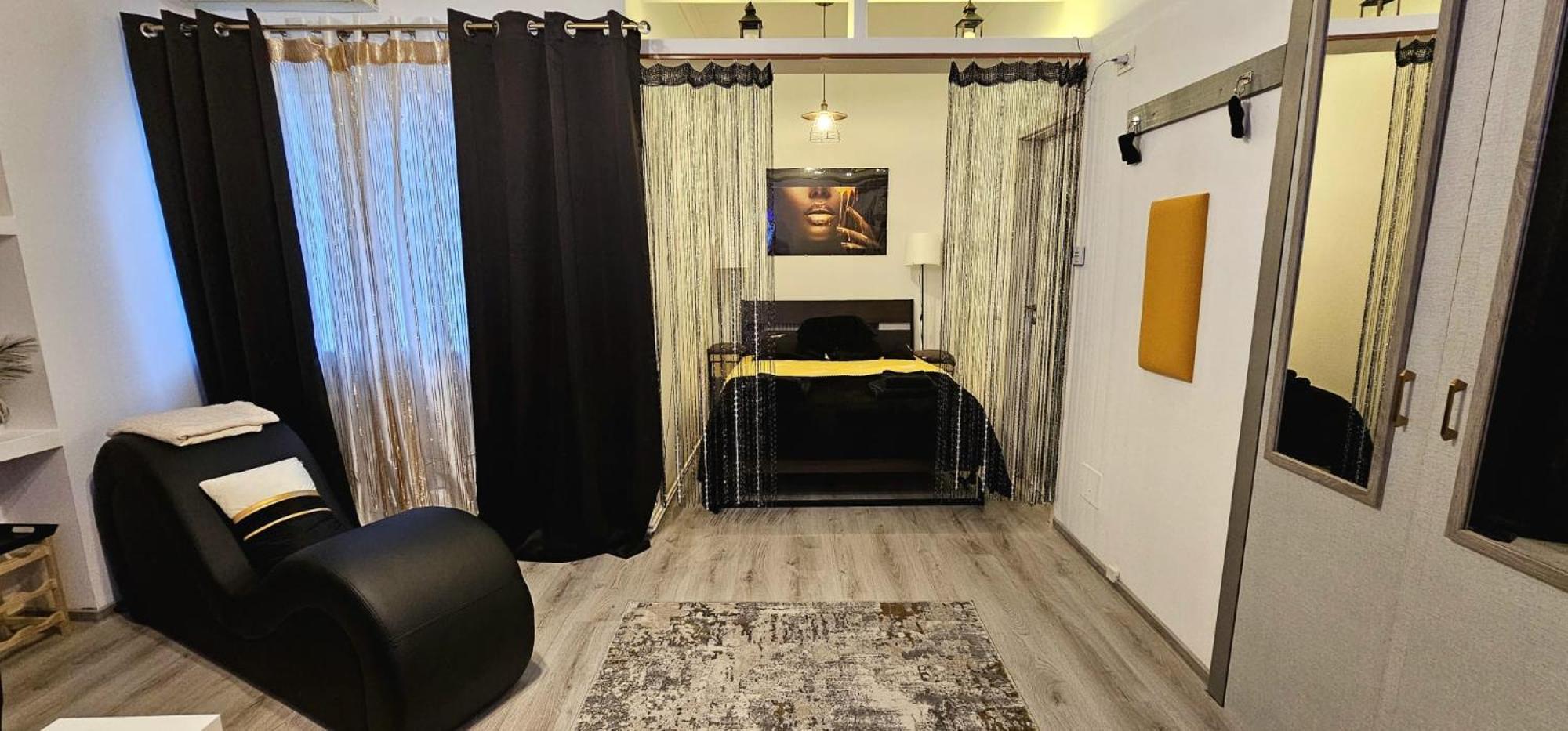 Tantra Studio 1 Conta Universitate Bucureşti Exterior foto